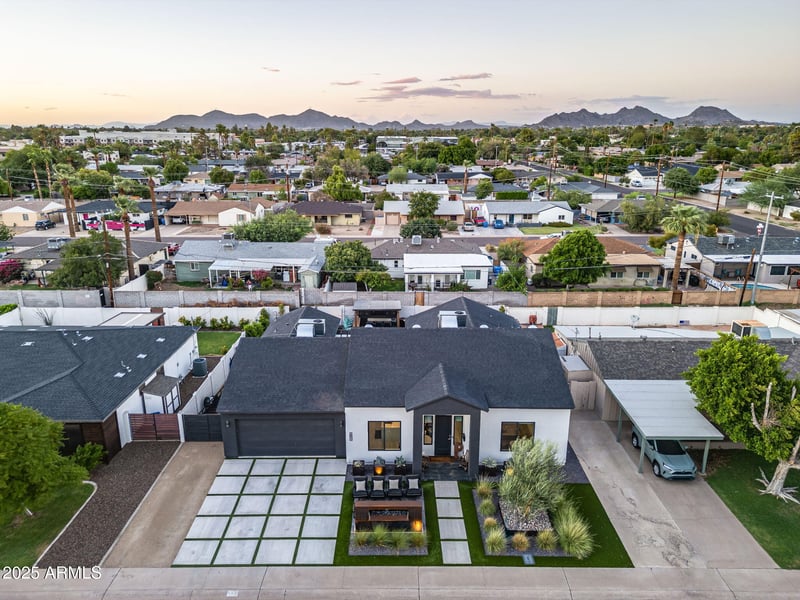 928 Berridge Ln, Phoenix, AZ 85014