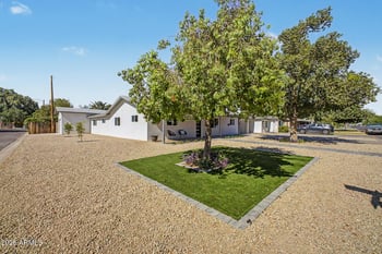 928 Georgia Ave, Phoenix, AZ 85014