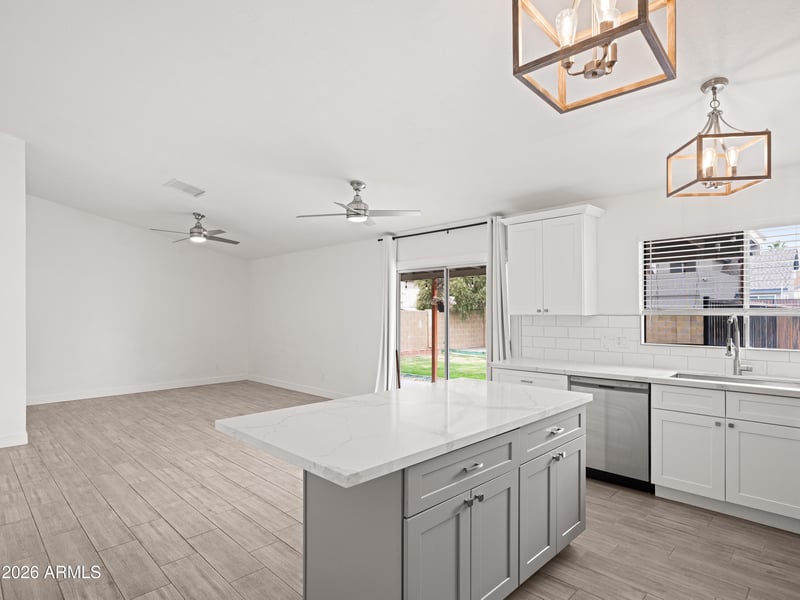 928 Hope St, Mesa, AZ 85203