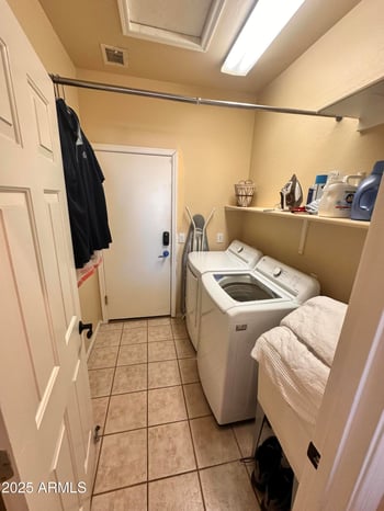 928 Juniper Ave, Gilbert, AZ 85233