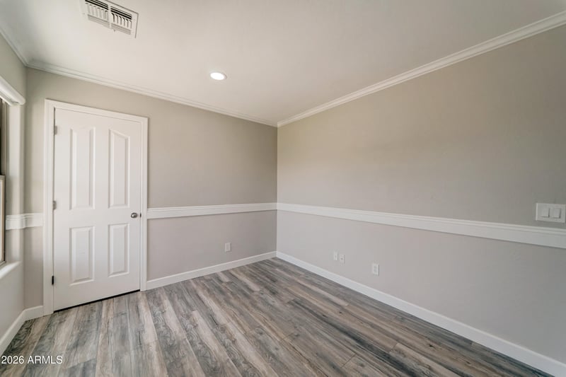 928 Desert Hills Dr, San Tan Valley, AZ 85143