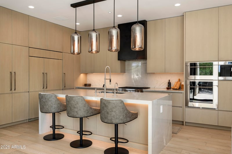 9280 E Thompson Peak Pw #19, Scottsdale, AZ 85255