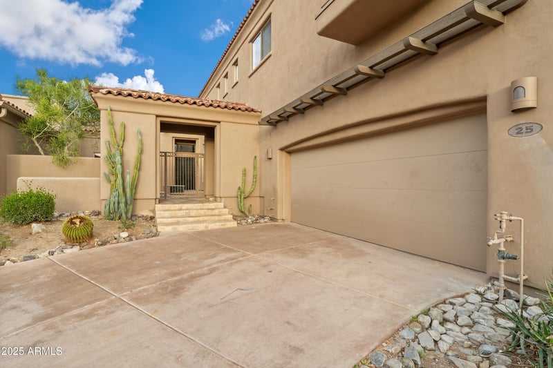 9280 Thompson Peak Pw #25, Scottsdale, AZ 85255