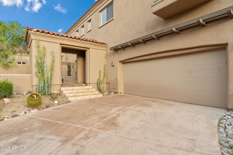 9280 Thompson Peak Pw #25, Scottsdale, AZ 85255