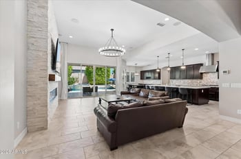 9282 W Patrick Ln, Peoria, AZ 85383