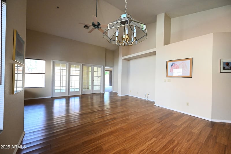 9285 Sutton Dr, Scottsdale, AZ 85260