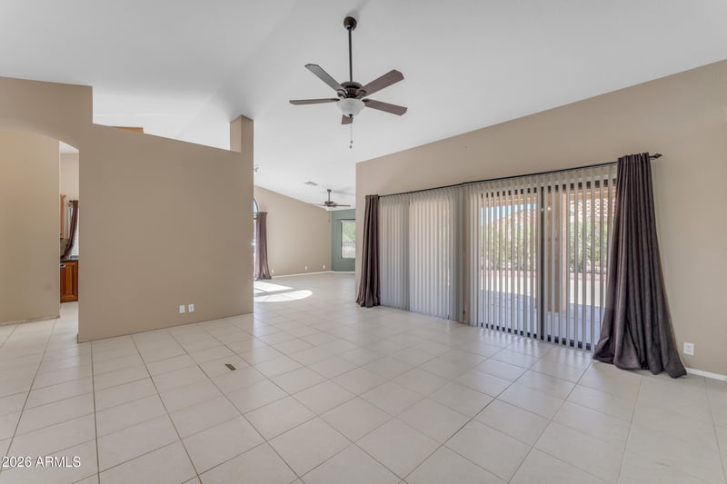 9289 W Escuda Dr, Peoria, AZ 85382