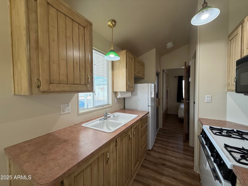 929 Delaware Dr #28, Apache Junction, AZ 85120