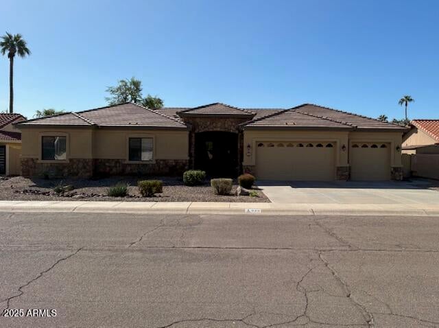 929 Derby Dr, Tempe, AZ 85284