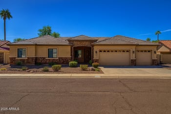 929 Derby Dr, Tempe, AZ 85284