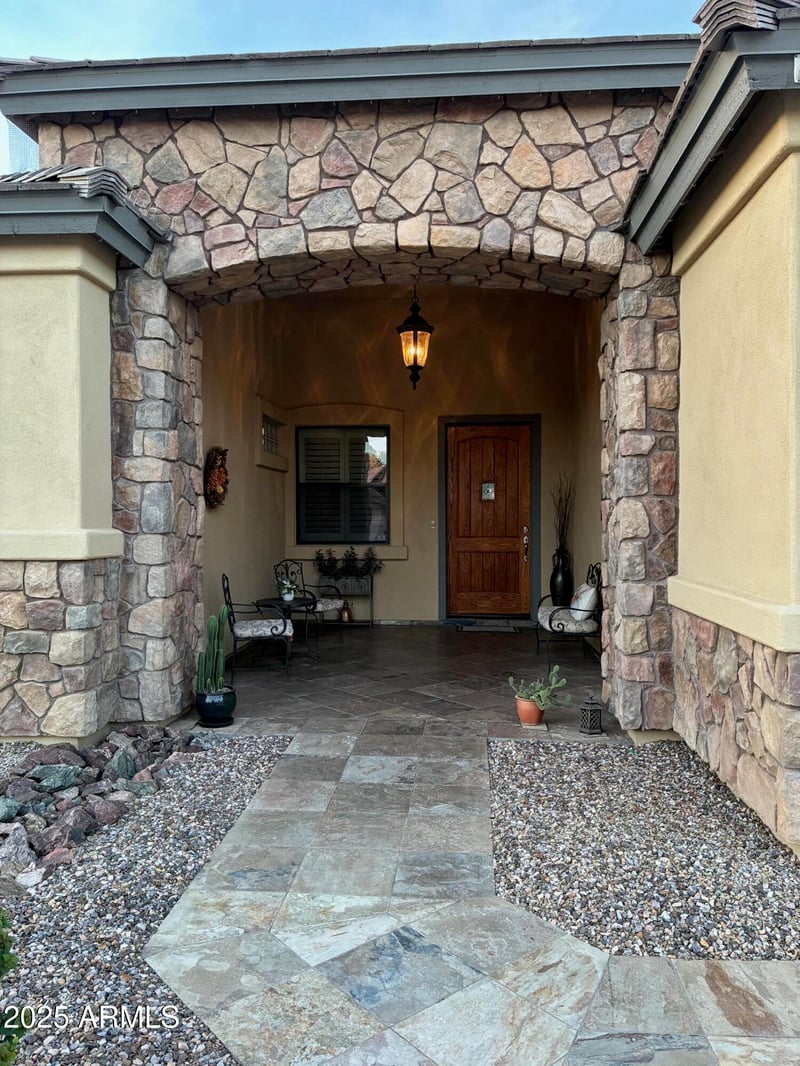 929 E Derby Dr, Tempe, AZ 85284