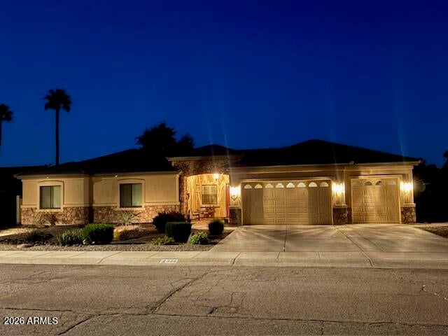 929 E Derby Dr, Tempe, AZ 85284