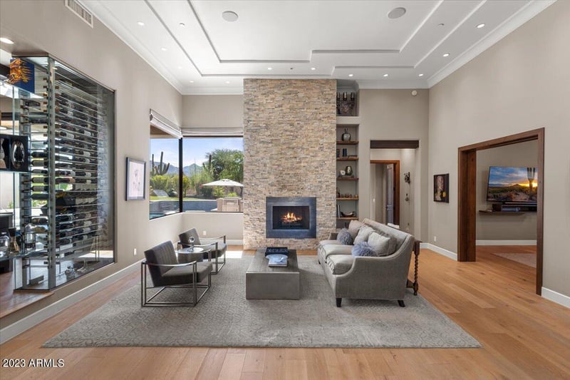 9290 E Thompson Peak Pw #135, Scottsdale, AZ 85255