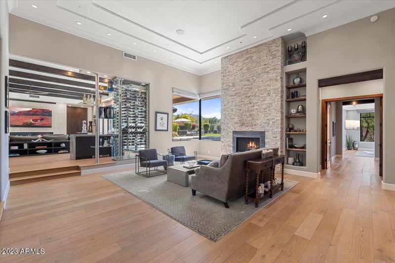 9290 E Thompson Peak Pw #135, Scottsdale, AZ 85255