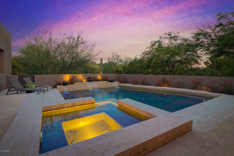 9290 E Thompson Peak Pw #408, Scottsdale, AZ 85255