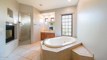 9290 E Thompson Peak Pw #421, Scottsdale, AZ 85255