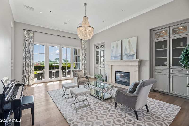 9290 Thompson Peak Pw #102, Scottsdale, AZ 85255