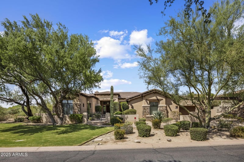 9290 Thompson Peak Pw #110, Scottsdale, AZ 85255