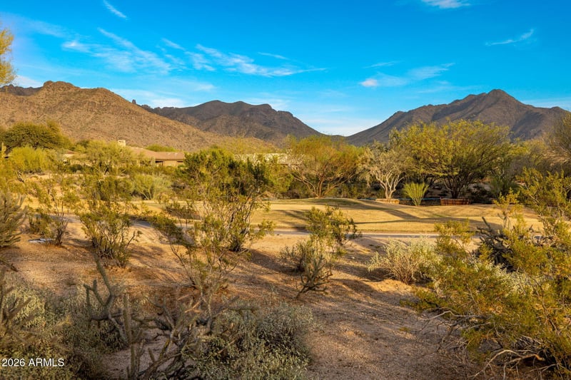 9290 Thompson Peak Pw #401, Scottsdale, AZ 85255