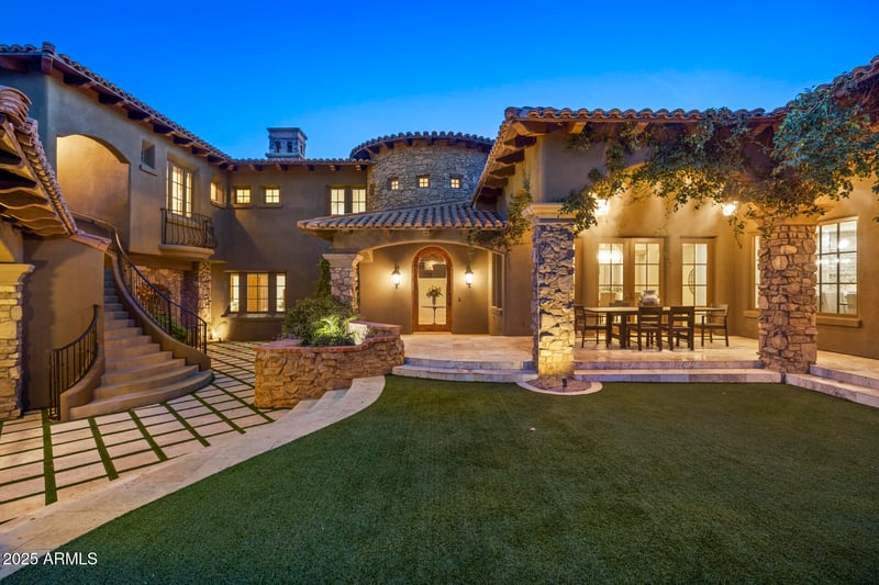 9290 Thompson Peak Pw #470, Scottsdale, AZ 85255