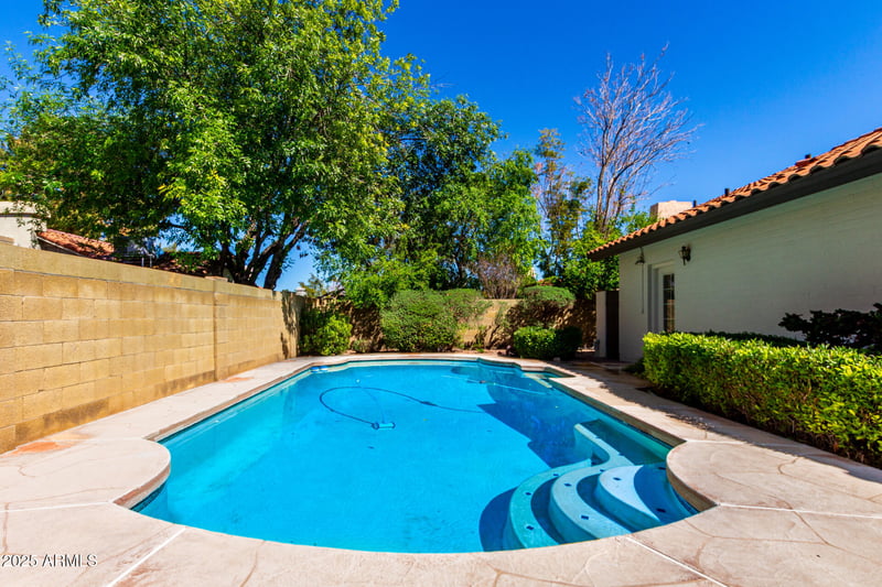 930 Citation Ln, Tempe, AZ 85284