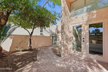 930 Dobson Rd #83, Mesa, AZ 85202