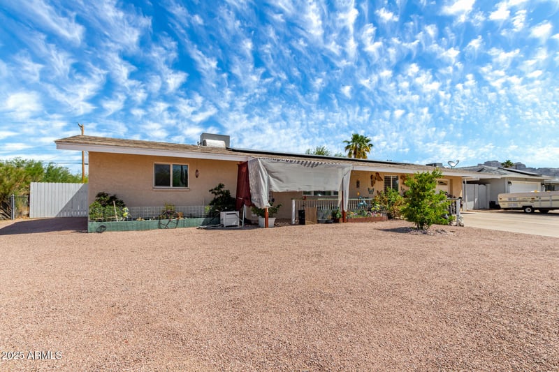930 Friar Ave, Apache Junction, AZ 85119