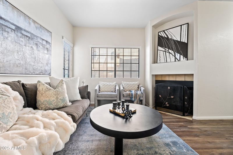 930 Mesa Dr #1079, Mesa, AZ 85201