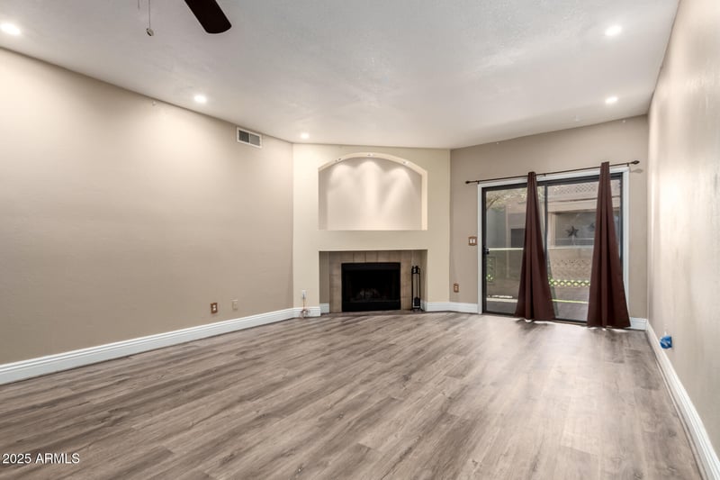 930 Mesa Dr #1092, Mesa, AZ 85201