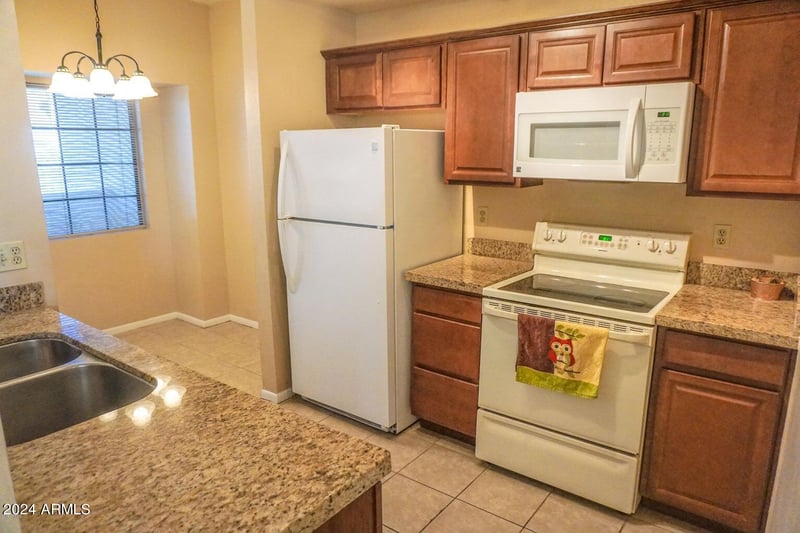 930 N Mesa Dr #2027, Mesa, AZ 85201