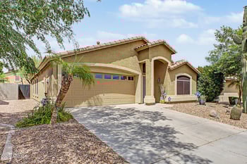 930 Palomino Way, San Tan Valley, AZ 85143