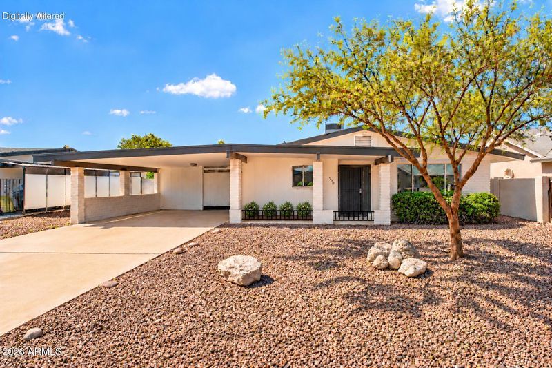 930 S Roslyn Pl, Mesa, AZ 85208