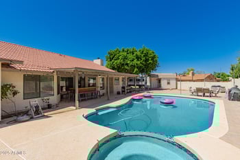 930 Sandal Cir, Mesa, AZ 85205