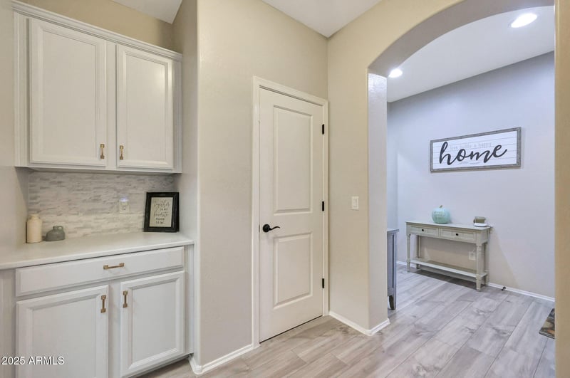 9300 Wood Dr, Peoria, AZ 85381