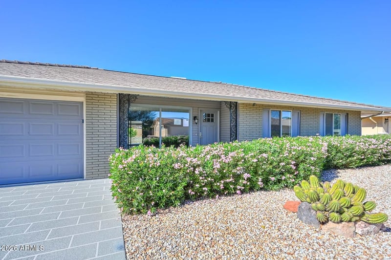 9301 W Glen Oaks Cir N, Sun City, AZ 85351