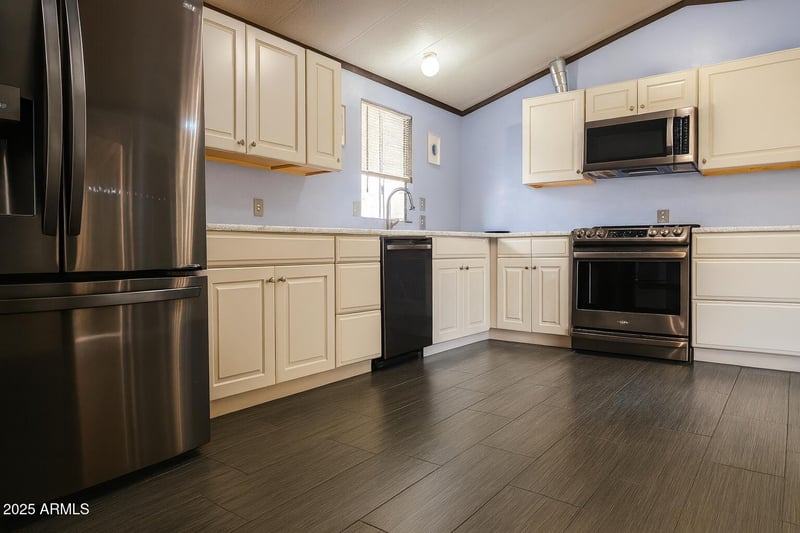 9302 Broadway Rd #129, Mesa, AZ 85208