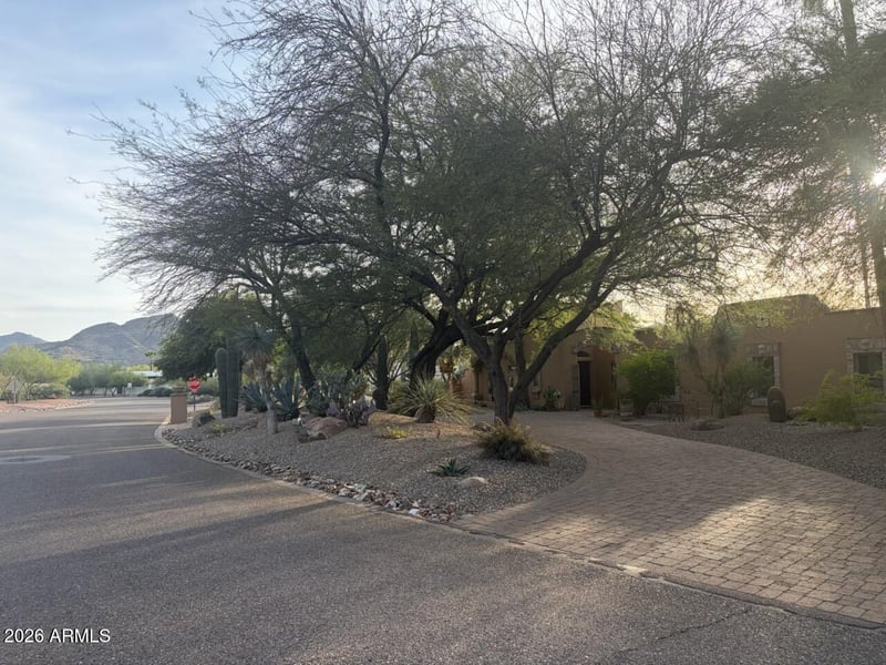 9302 Ironwood Dr, Paradise Valley, AZ 85253