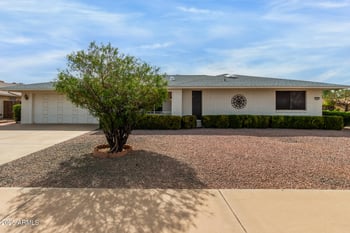 9302 Spanish Moss Ln, Sun City, AZ 85373