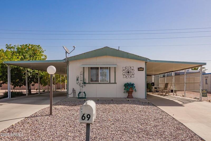 931 91st Pl, Mesa, AZ 85208