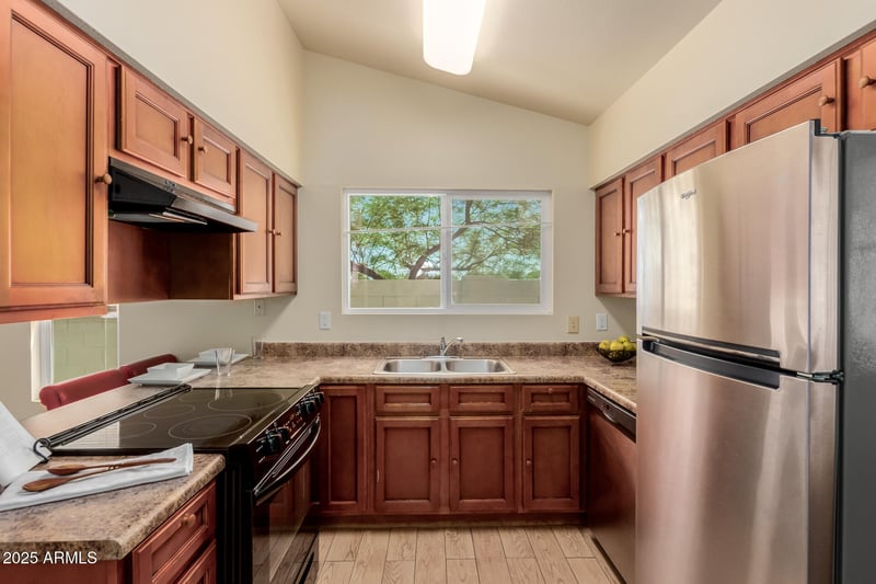 931 Emelita Cir, Mesa, AZ 85210