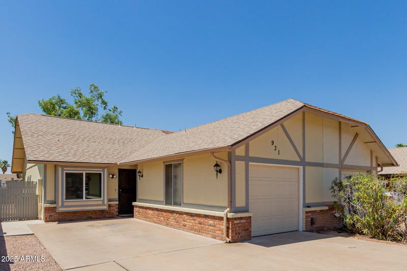 931 Emelita Cir, Mesa, AZ 85210