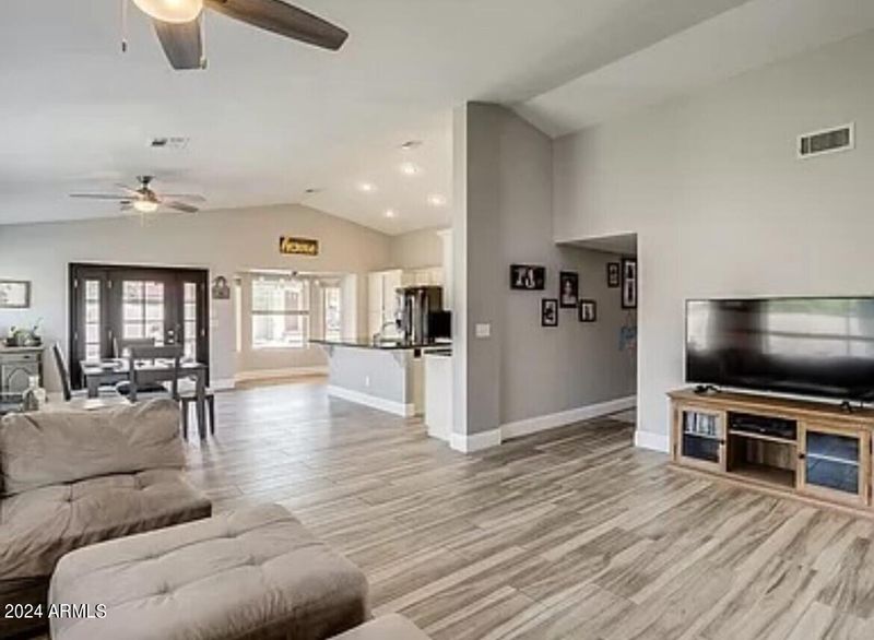 931 S Blossom --, Mesa, AZ 85206