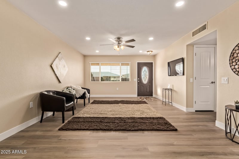 9310 Cedar Hill Cir, Sun City, AZ 85351