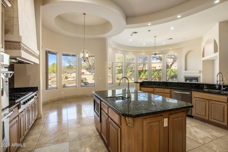 9310 E Bronco Trl, Scottsdale, AZ 85255