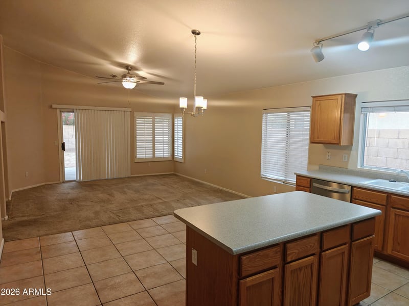 9310 Lobo Ave, Mesa, AZ 85209