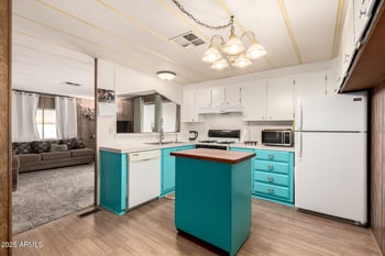 9310 Main St #52, Mesa, AZ 85207