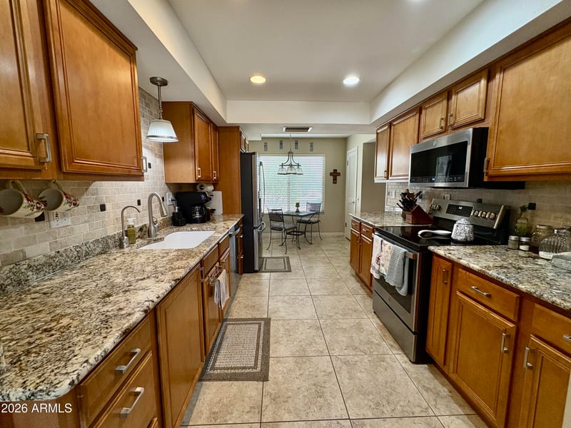 9310 Hidden Valley Cir, Sun City, AZ 85351