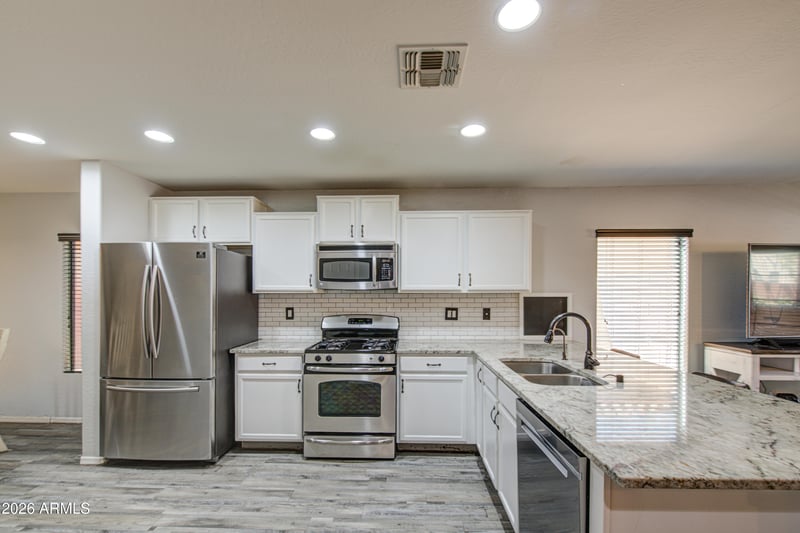 9311 E Greenway St, Mesa, AZ 85207