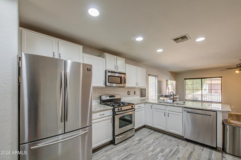 9311 E Greenway St, Mesa, AZ 85207