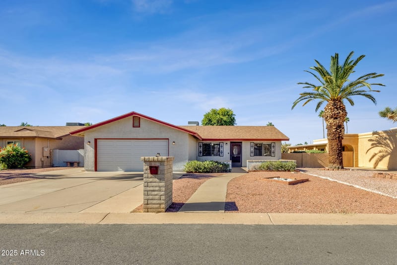 9311 Olive Ln, Sun Lakes, AZ 85248